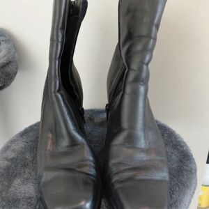 Kim Rogers Black Leather Mid-Calf Heeled Boots
